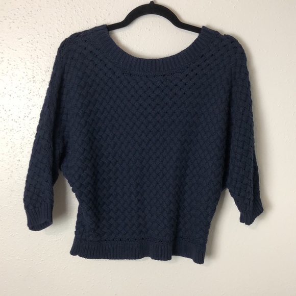 Old Navy size Medium chunky knit sweater navy color semi cropped soft cozy - Picture 3 of 7